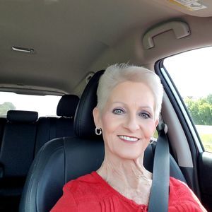 Meet your Posher, Becky